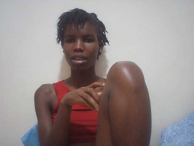 Beautyviny2 live cam on BongaCams