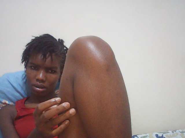 Beautyviny2 live cam on BongaCams