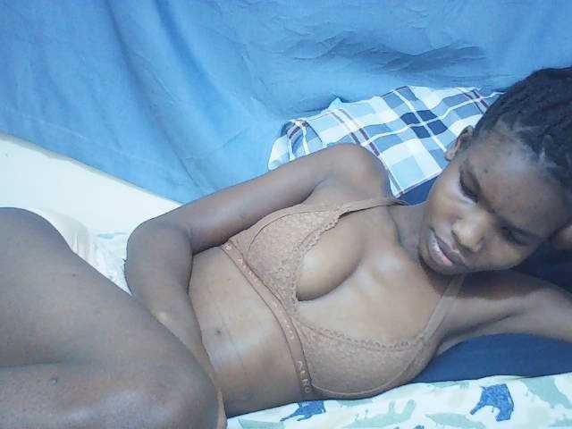 Beautyviny2 live webcam show