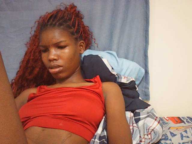 Beautyviny2 live cam on BongaCams