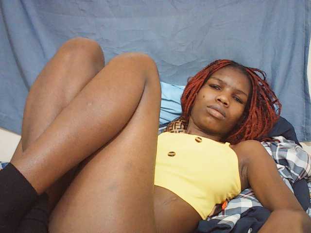 Beautyviny2 live cam on BongaCams