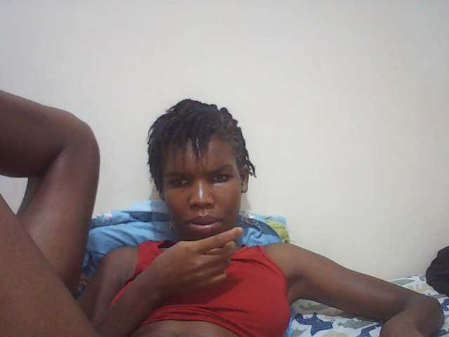 Beautyviny2 live cam on BongaCams