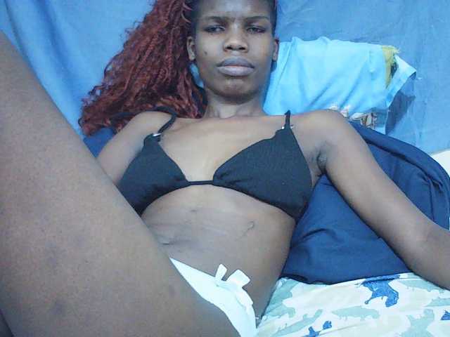 Beautyviny2 live cam on BongaCams