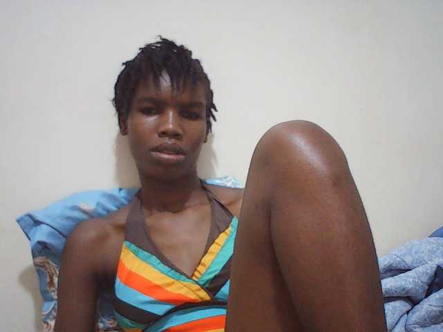 Beautyviny2 live cam on BongaCams