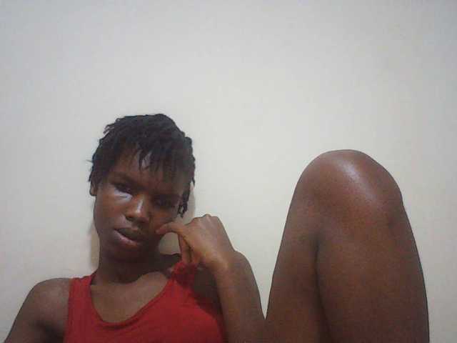 Beautyviny2 live cam on BongaCams