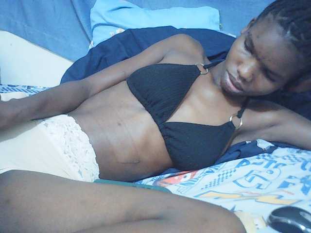 Beautyviny2 live cam on BongaCams