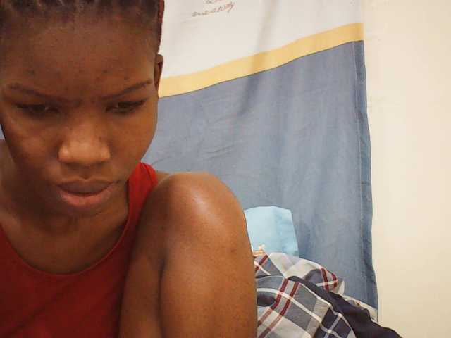 Beautyviny2 live cam on BongaCams