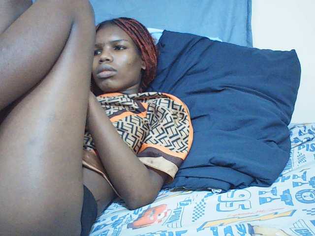 Beautyviny2 live cam on BongaCams
