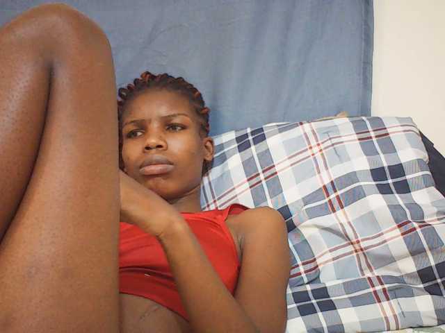 Beautyviny2 live cam on BongaCams