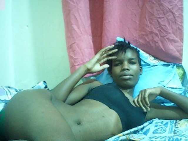 Beautyviny2 live cam on BongaCams