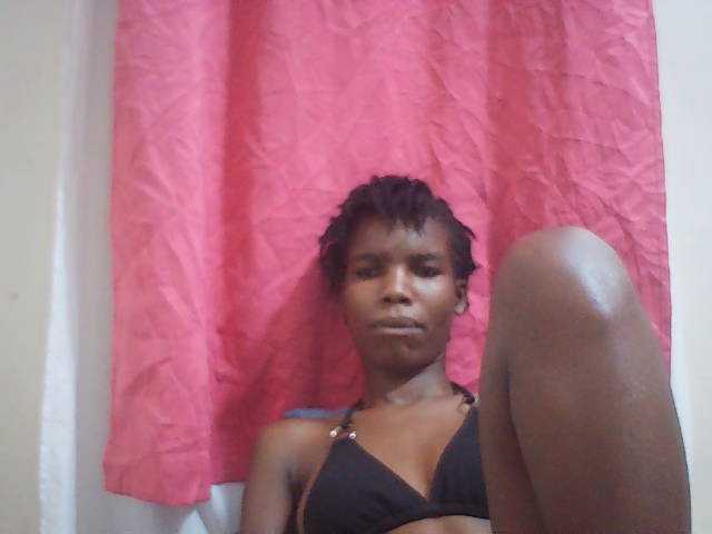 Beautyviny2 live cam on BongaCams