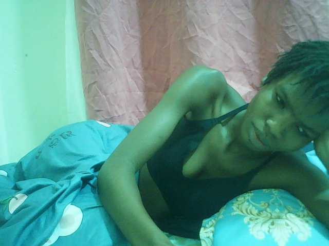 Beautyviny2 live cam on BongaCams