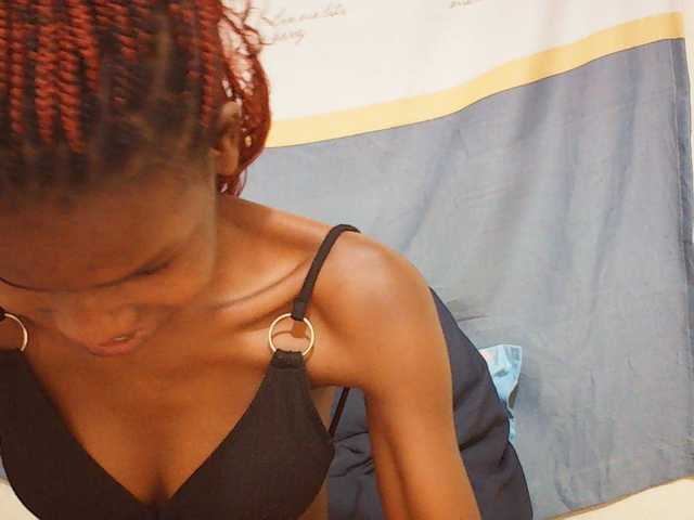 Beautyviny2 live cam preview
