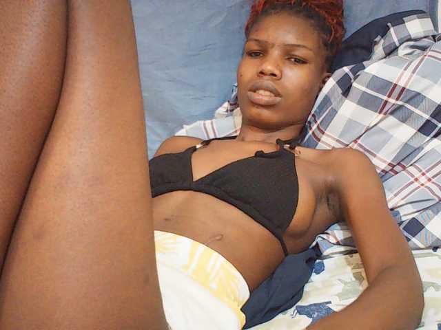 Beautyviny2 live cam on BongaCams