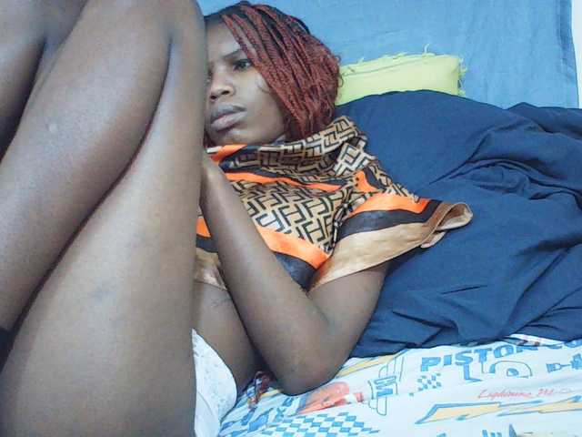 Beautyviny2 live cam on BongaCams