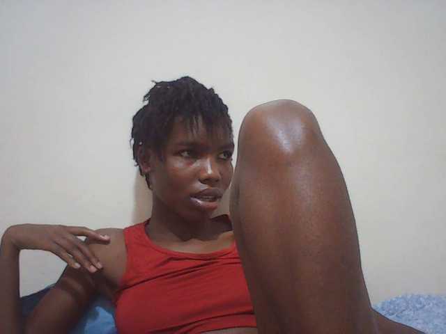 Beautyviny2 live cam on BongaCams