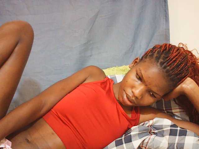 Beautyviny2 live cam on BongaCams