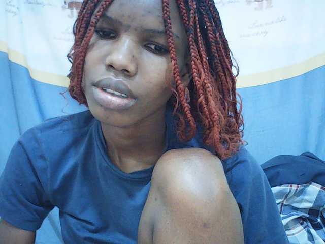Beautyviny2 live cam on BongaCams
