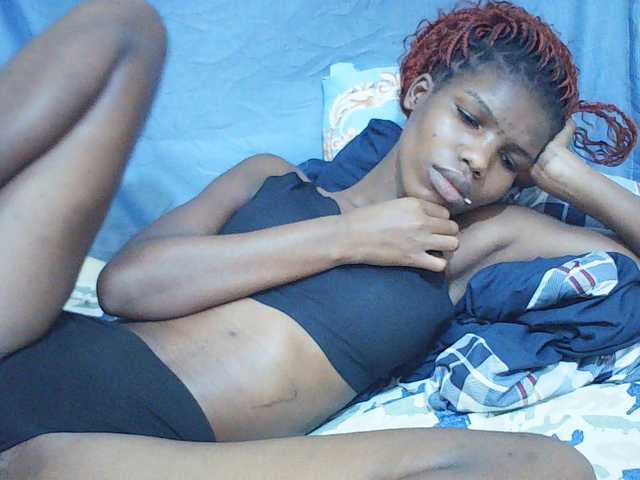Beautyviny2 live cam on BongaCams