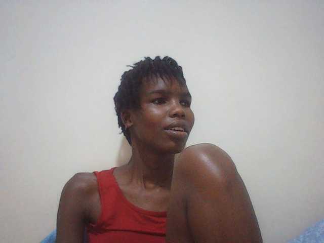 Beautyviny2 live cam on BongaCams