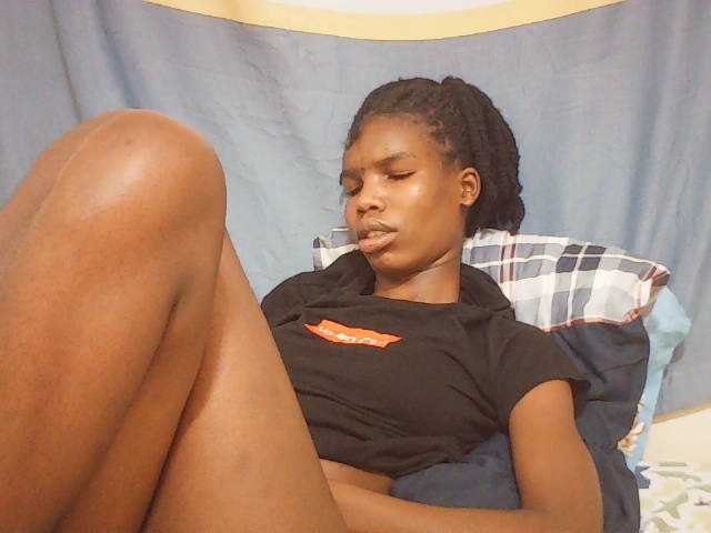 Beautyviny2 live webcam show
