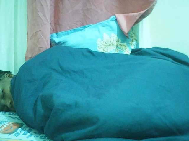 Beautyviny2 live cam on BongaCams