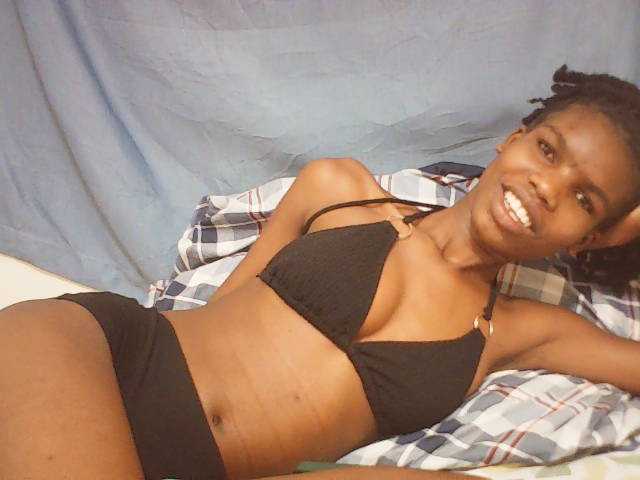 Beautyviny2 live webcam show