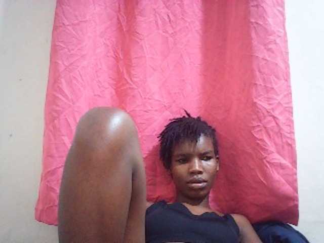 Beautyviny2 live cam on BongaCams