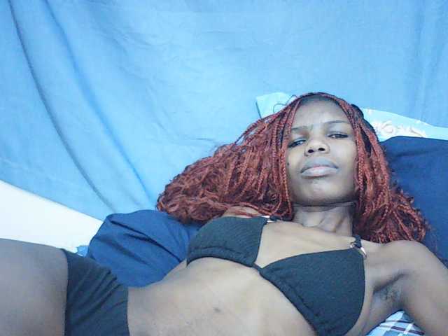 Beautyviny2 live cam on BongaCams