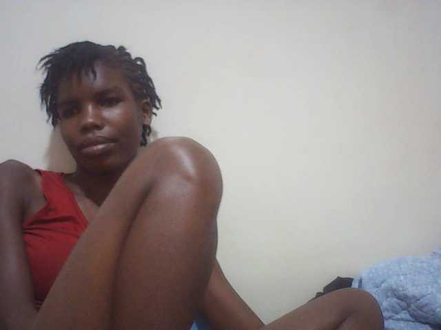 Beautyviny2 live cam on BongaCams