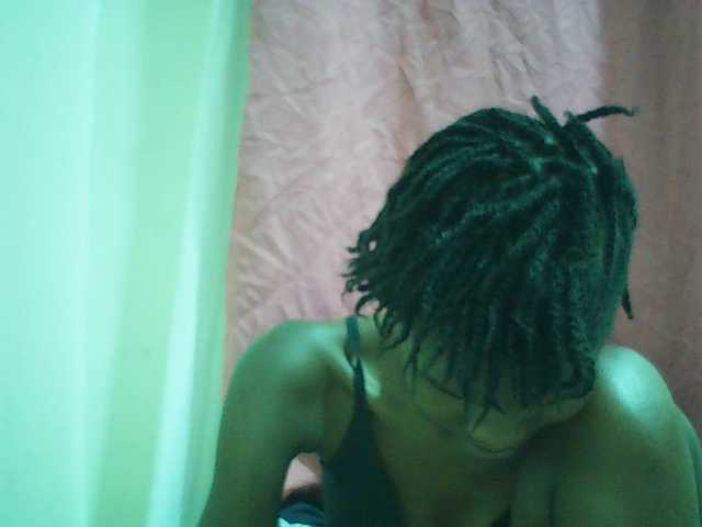 Beautyviny2 live cam on BongaCams