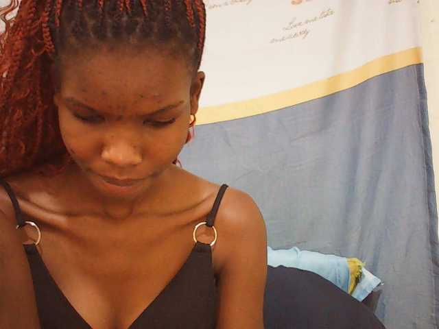 Beautyviny2 live cam on BongaCams