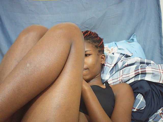 Beautyviny2 live cam on BongaCams