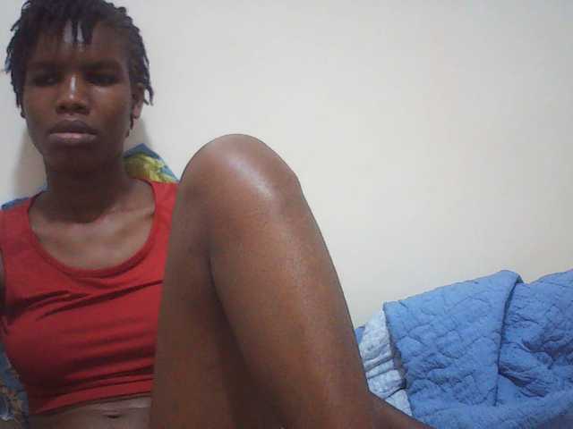 Beautyviny2 live cam on BongaCams