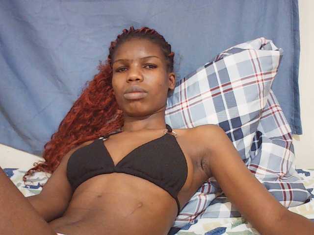Beautyviny2 live cam on BongaCams
