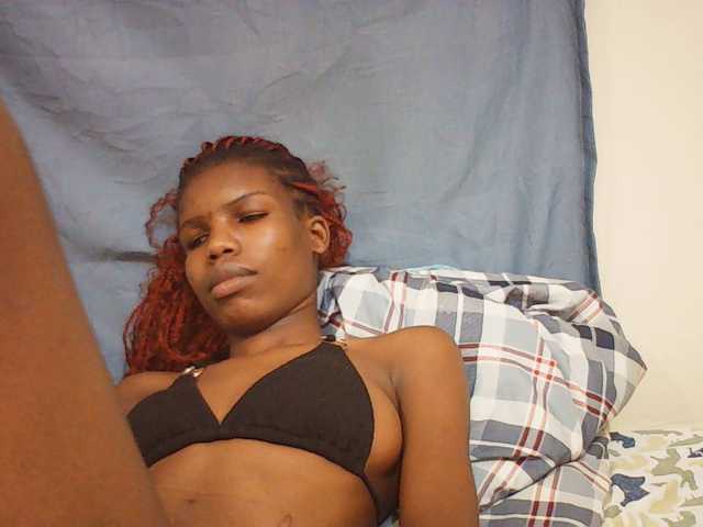 Beautyviny2 live cam on BongaCams