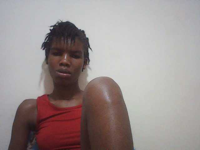 Beautyviny2 live cam on BongaCams
