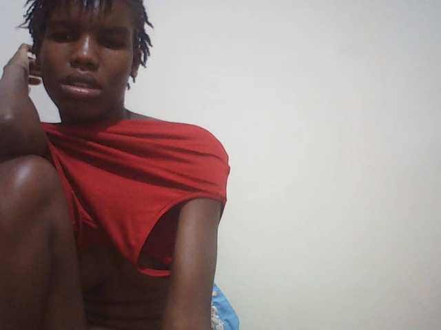 Beautyviny2 live cam on BongaCams