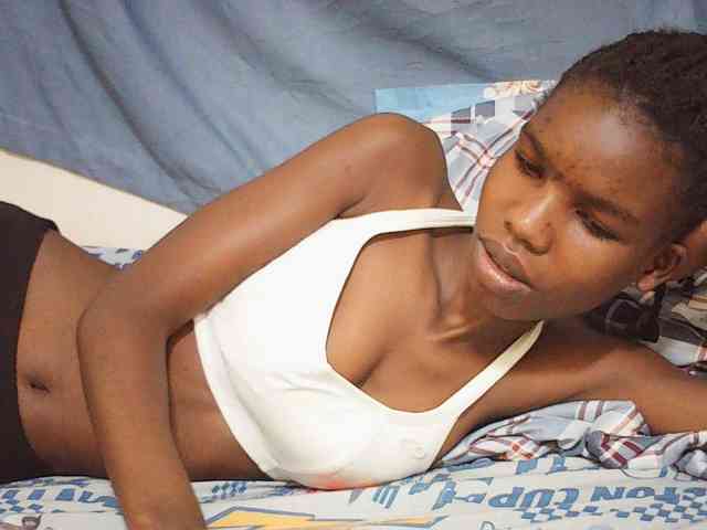 Model: Beautyviny2