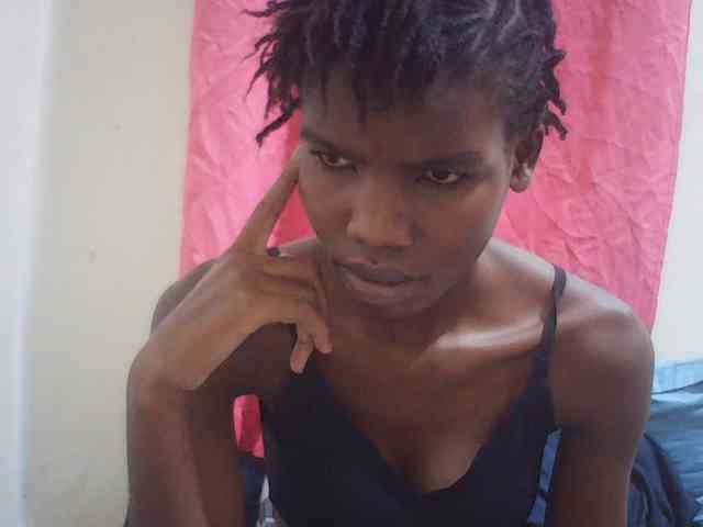 Beautyviny2 Live Webcam on BongaCams