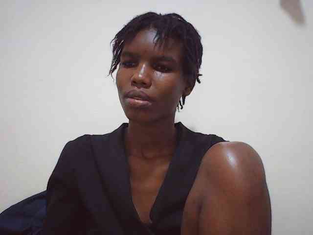 Beautyviny2 Live Webcam on BongaCams