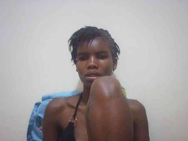 Beautyviny2 Live Webcam on BongaCams