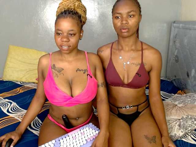 Zenno live cam on BongaCams