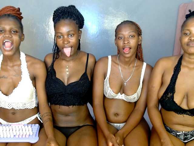 Zenno live cam on BongaCams