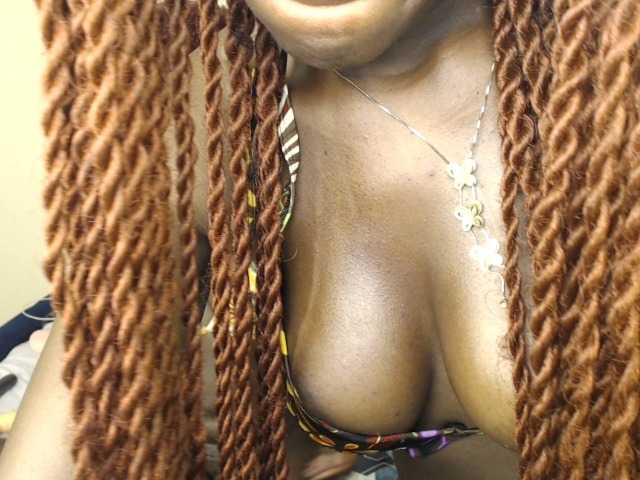 Zenno live cam on BongaCams