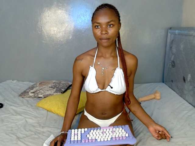 Zenno live cam on BongaCams