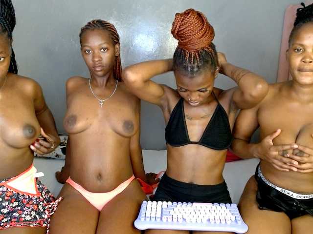 Zenno live cam on BongaCams