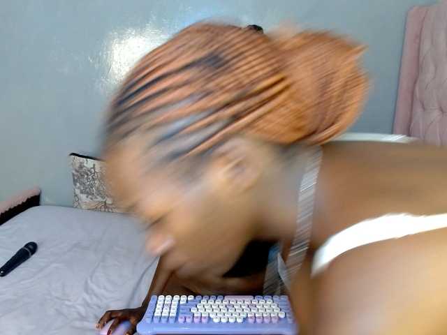 Zenno live cam on BongaCams