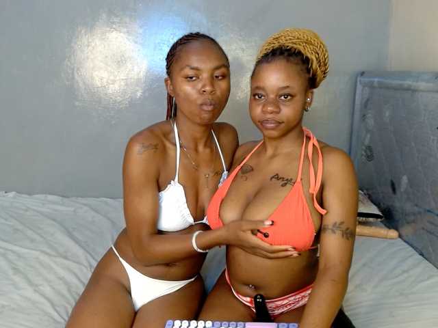Zenno live cam on BongaCams