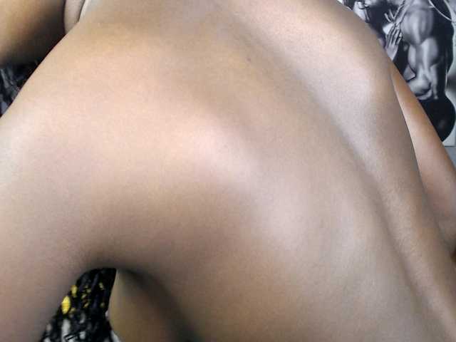 Zenno live cam on BongaCams